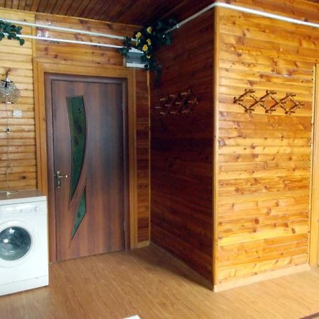 Ferienwohnung Rosinka Jaremtsche Exterior foto