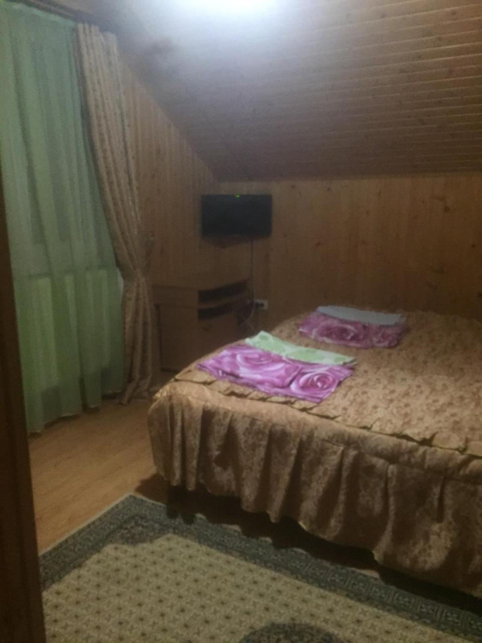 Ferienwohnung Rosinka Jaremtsche Exterior foto