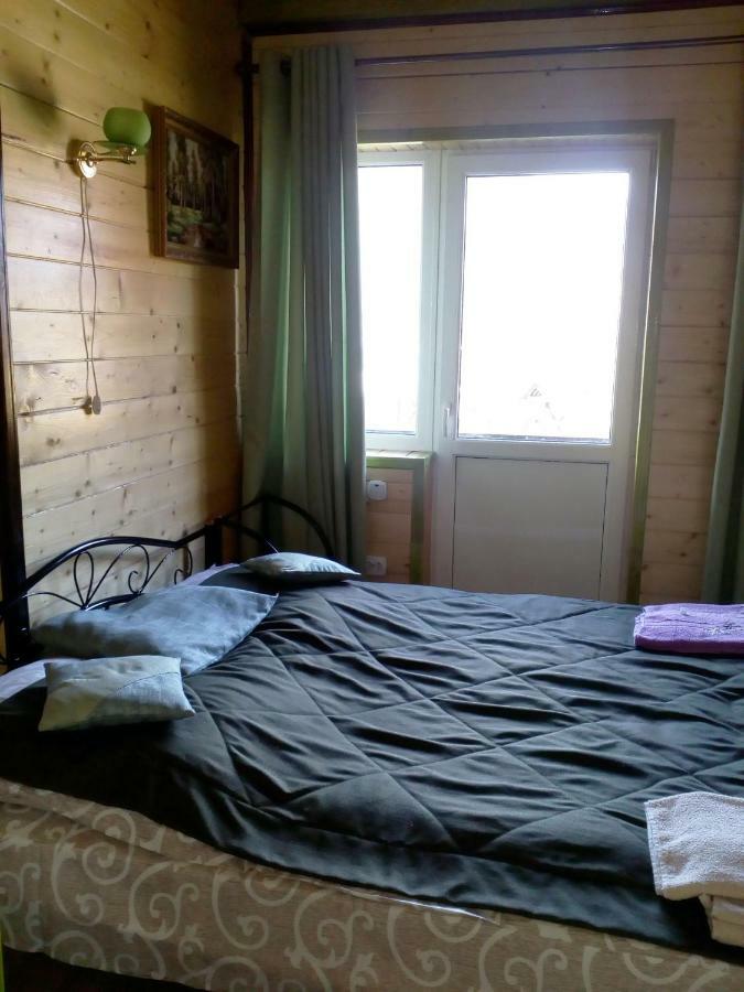 Ferienwohnung Rosinka Jaremtsche Exterior foto